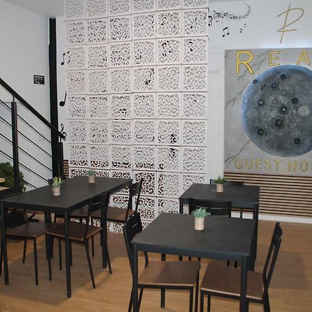 Real Guest House Costa da Caparica Bagian luar foto