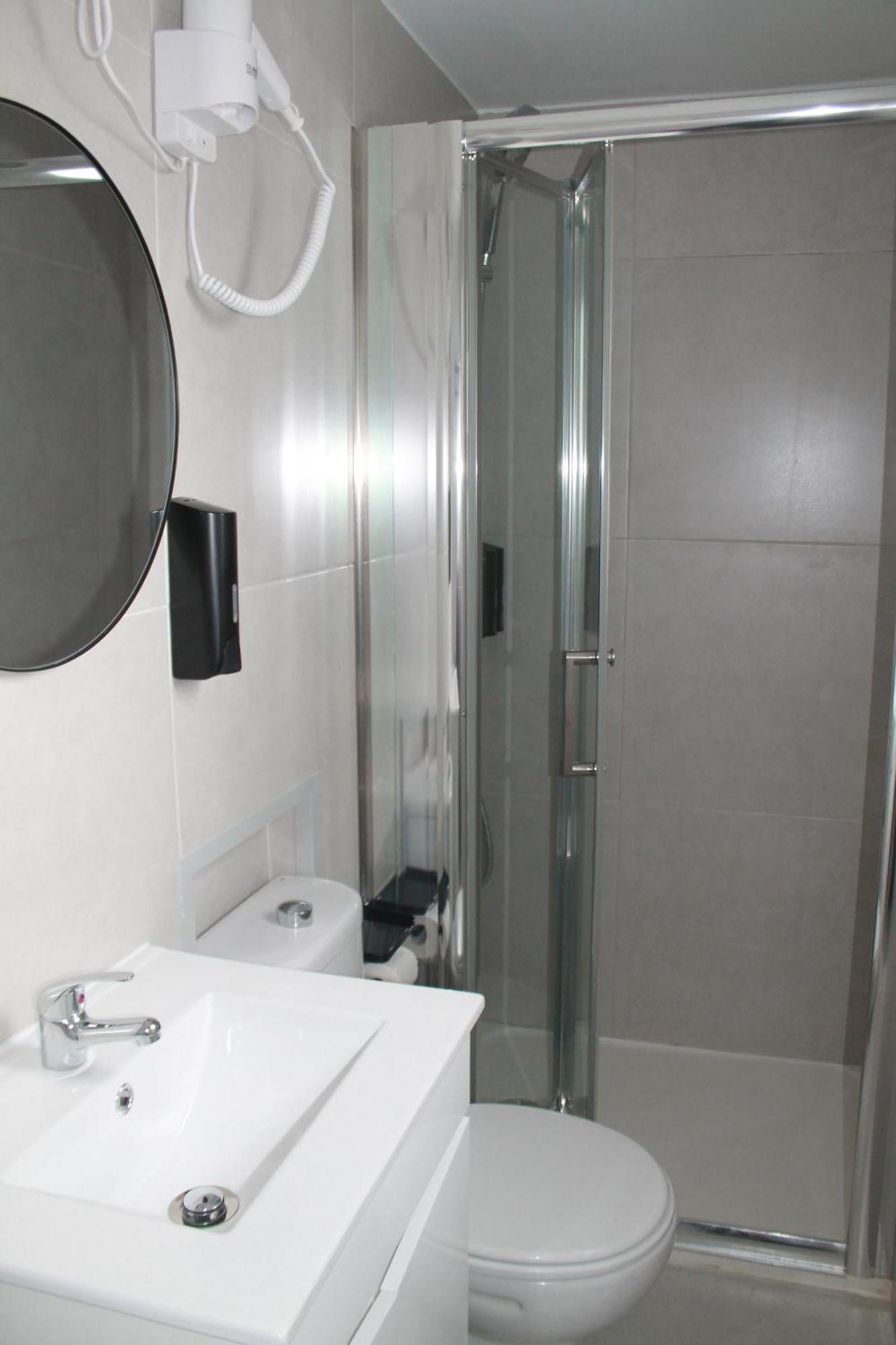 Real Guest House Costa da Caparica Bagian luar foto
